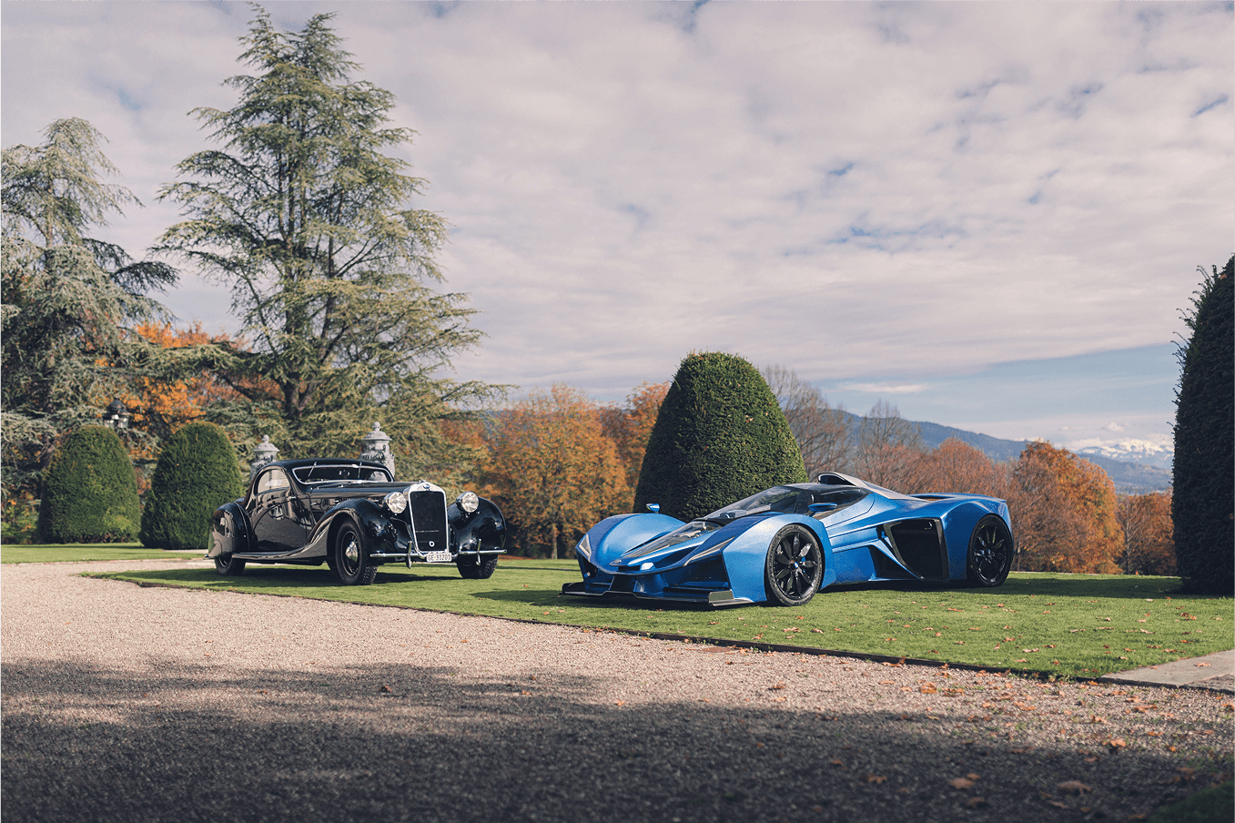 Photographing Luxury Cars: High-End Aesthetics, Light Control & Premium Retouching